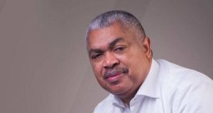 En prêchant contre le corridor de Lobito, Samy Badibanga contre Kalambambuji, Kasumbalesa, Dilolo