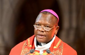 Analyste basé aux Etats Unis, Anaclet Muamba, adresse des philippiques au Cardinal Ambongo