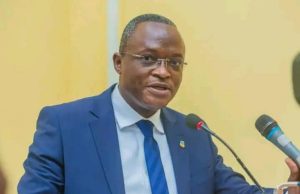 Au Kasaï central, le gouv sortant John Kabeya s’embrouille dans les chiffres et suscite la pitié de tous