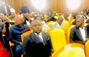 Le sénateur Jean Tshisekedi invite les Centre-Kasaïens au soutien tout azimut du Prof Tshilumbayi, élu premier vice-président de l’Assemblée nationale
