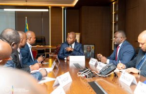 RTNC : sous la houlette de Judith Suminwa, le VPM Adolphe Muzito exige l’actualisation du barème salarial 2021