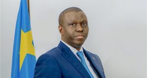 Dédollarisation forcée : Wameso et la BCC jouent un poker menteur à haut risque pour l’économie congolaise