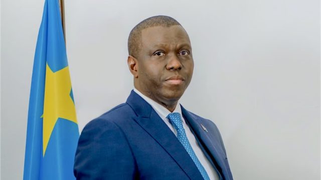 andre-wameso-gouverneur-de-la-banque-centrale-du-congo-a-entrepris-de-dedollariser-leconomie-congola-1767029851_7bef571b6a496bfef571b6a49b3ff5v_